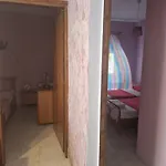 Niriides Pool House 1&2 דירה פפקוהורי
