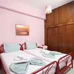 Niriides Pool House 1&2 Appartement